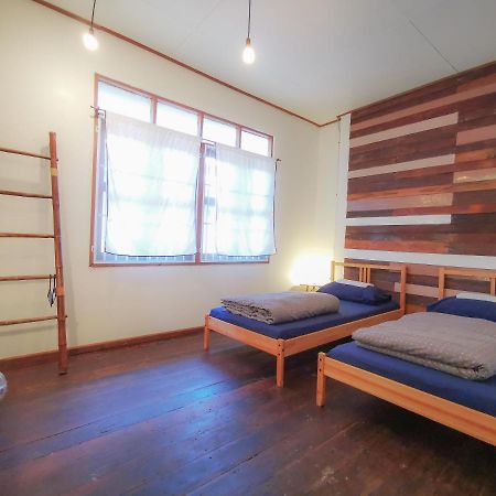 Pickbaan Hostel Lamphun Bagian luar foto