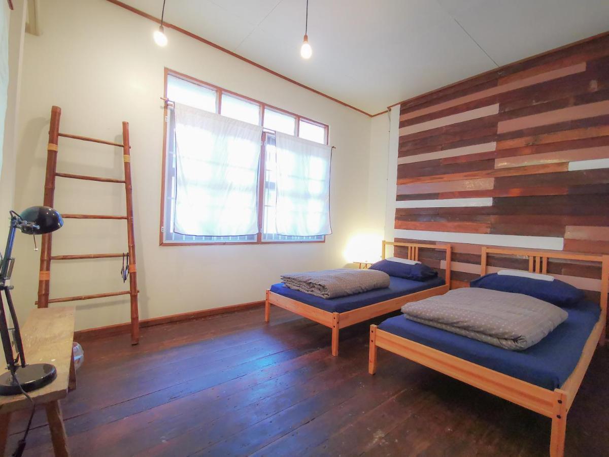 Pickbaan Hostel Lamphun Bagian luar foto