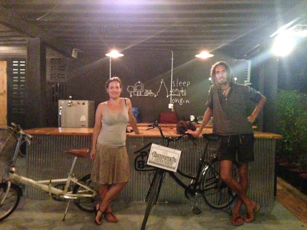 Pickbaan Hostel Lamphun Bagian luar foto