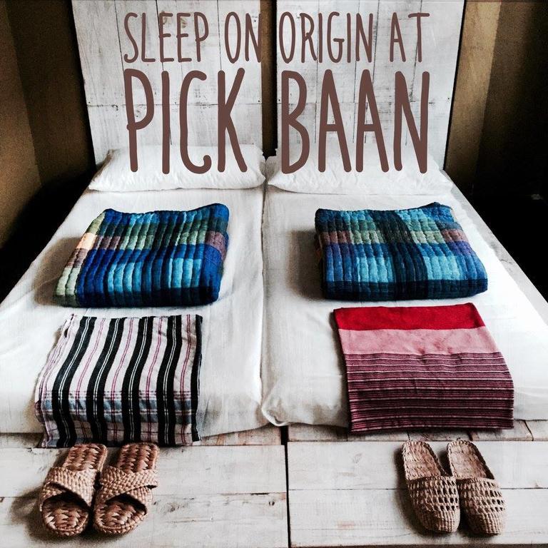 Pickbaan Hostel Lamphun Bagian luar foto