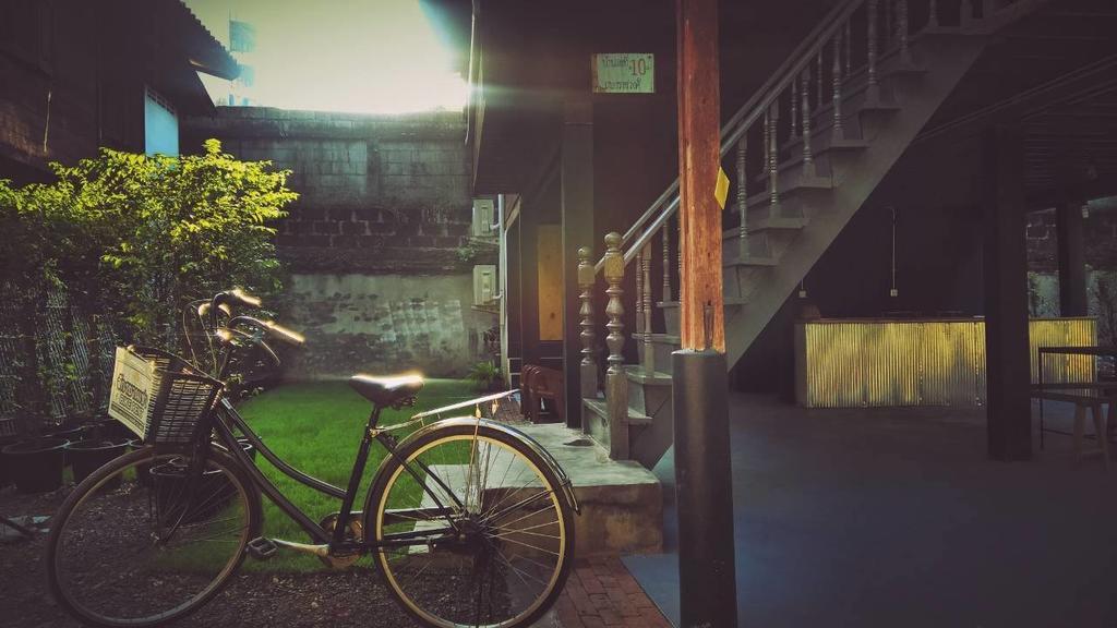 Pickbaan Hostel Lamphun Bagian luar foto