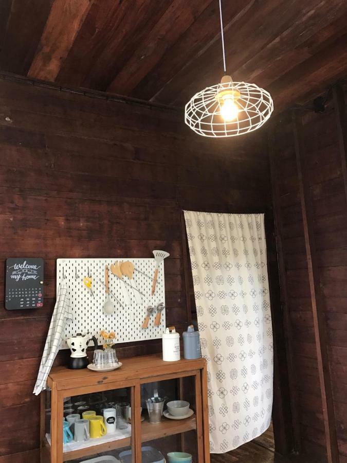 Pickbaan Hostel Lamphun Bagian luar foto
