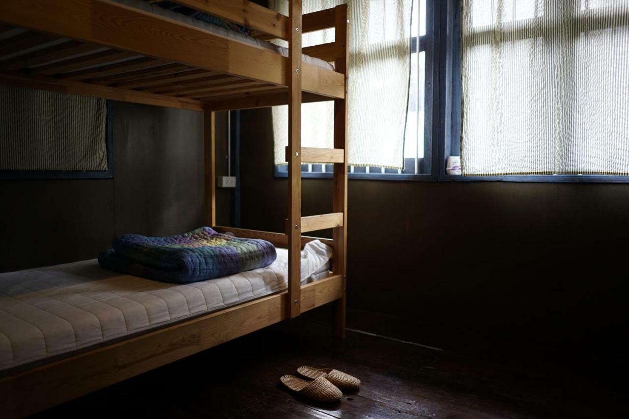 Pickbaan Hostel Lamphun Bagian luar foto