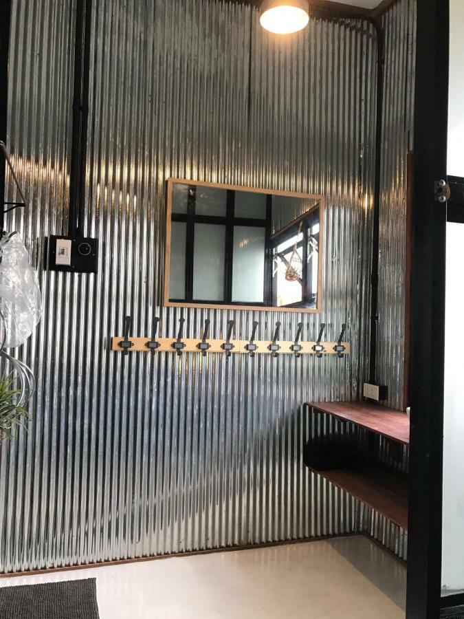 Pickbaan Hostel Lamphun Bagian luar foto